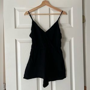 Lulu’s Black Romper, Size S